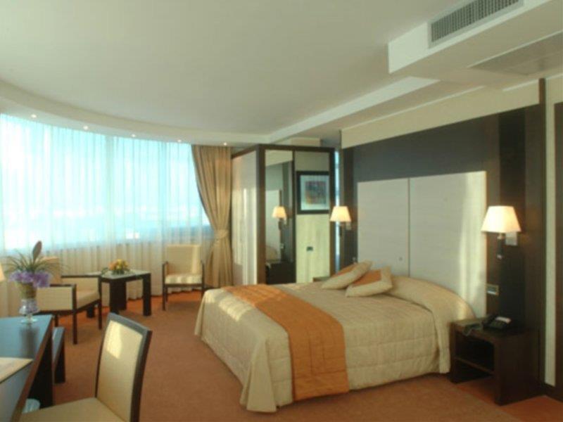 Hotel San Mauro Casalnuovo Di Napoli Esterno foto
