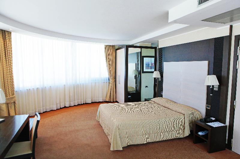 Hotel San Mauro Casalnuovo Di Napoli Esterno foto