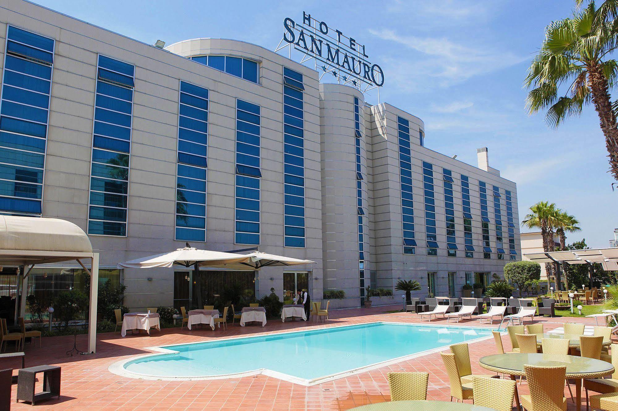 Hotel San Mauro Casalnuovo Di Napoli Esterno foto